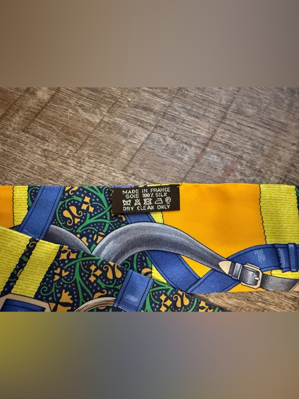 Hermes Printed Twilly Scarf - Picture 5 of 6